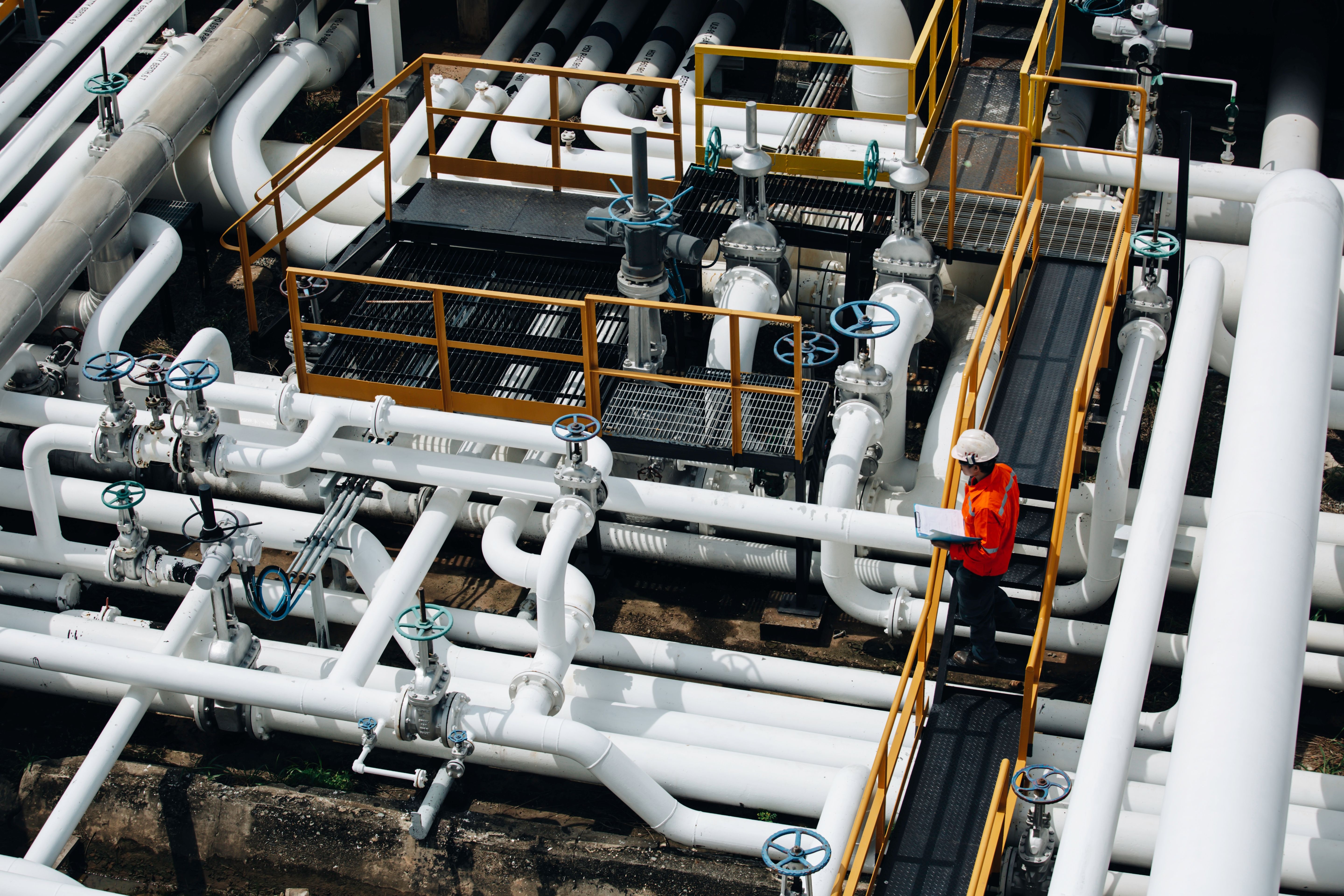 Gas Flowing Through the Pipeline Needs a Smooth Surface for Reducing ...
